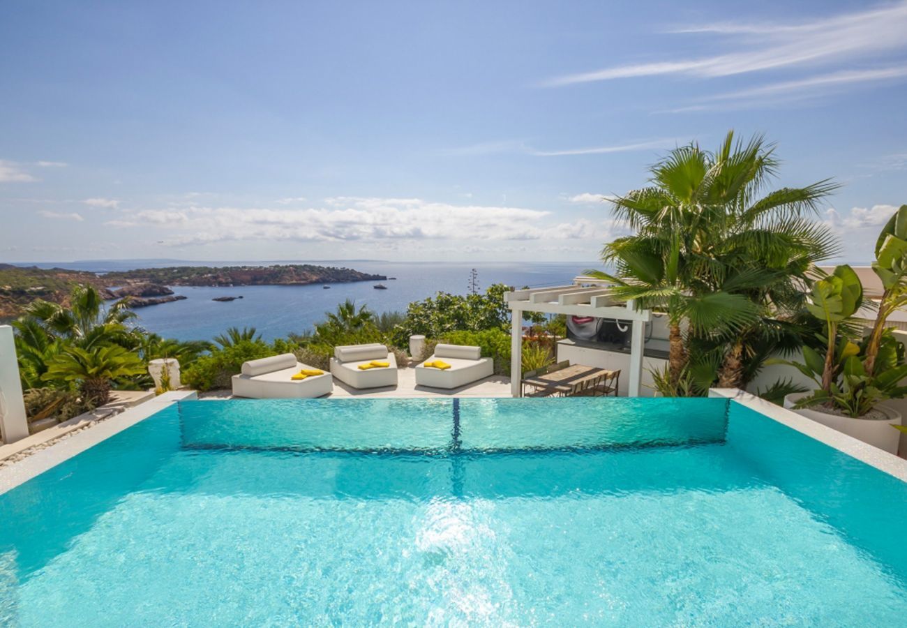 Views from the spectacular swimming pool of the villa Bora in Ibiza