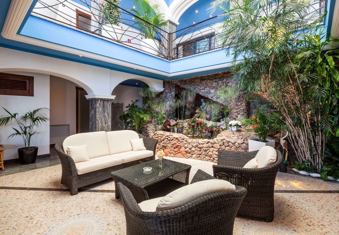 Villa in Ibiza / Eivissa - VILLA FONTALUXE