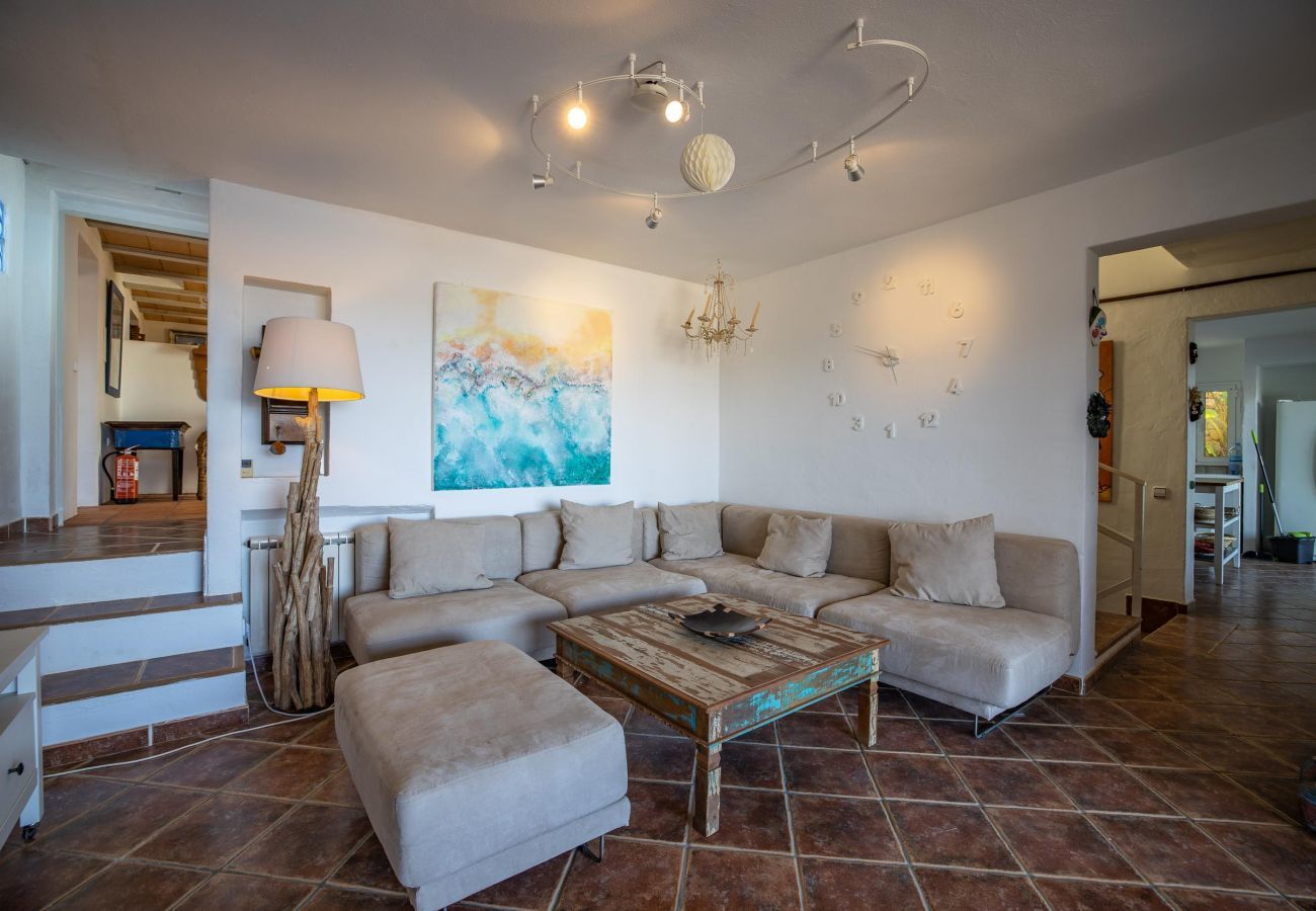 Indoor space of the villa Cala Vera ideal for your holidays